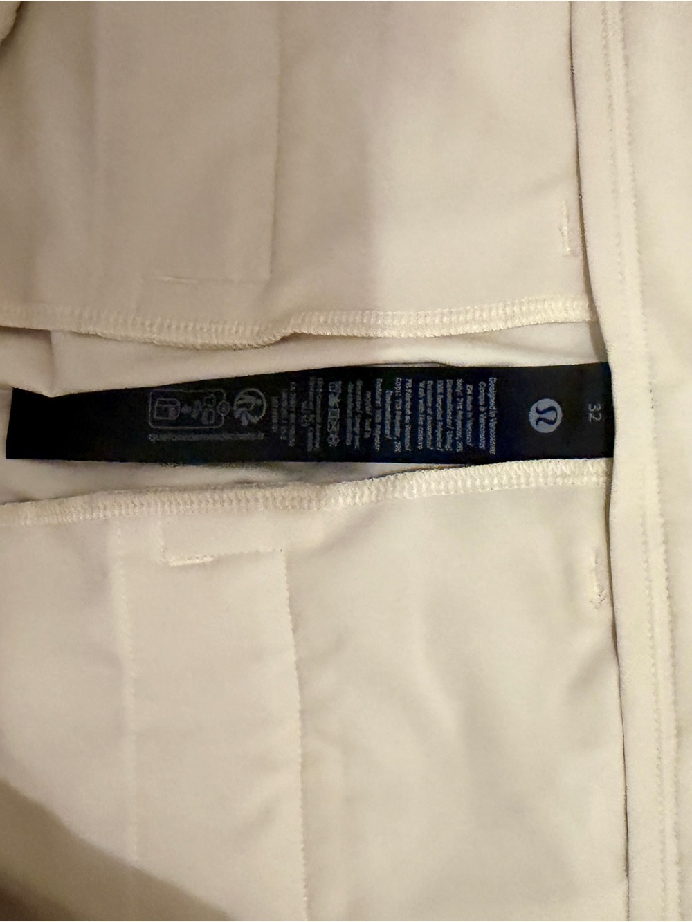 Lululemon Woven Relaxed-Fit Short 8” Light Ivory Size 32 NWT $98 Retail - Picture 5 of 5